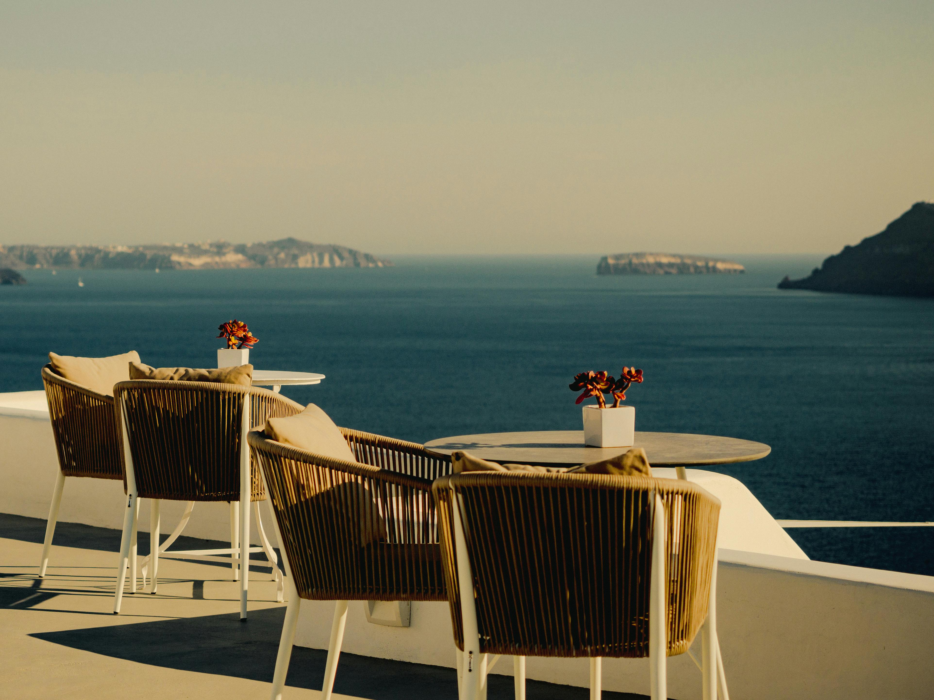 Small patio furniture sets from Top Outdoor Furniture Brands